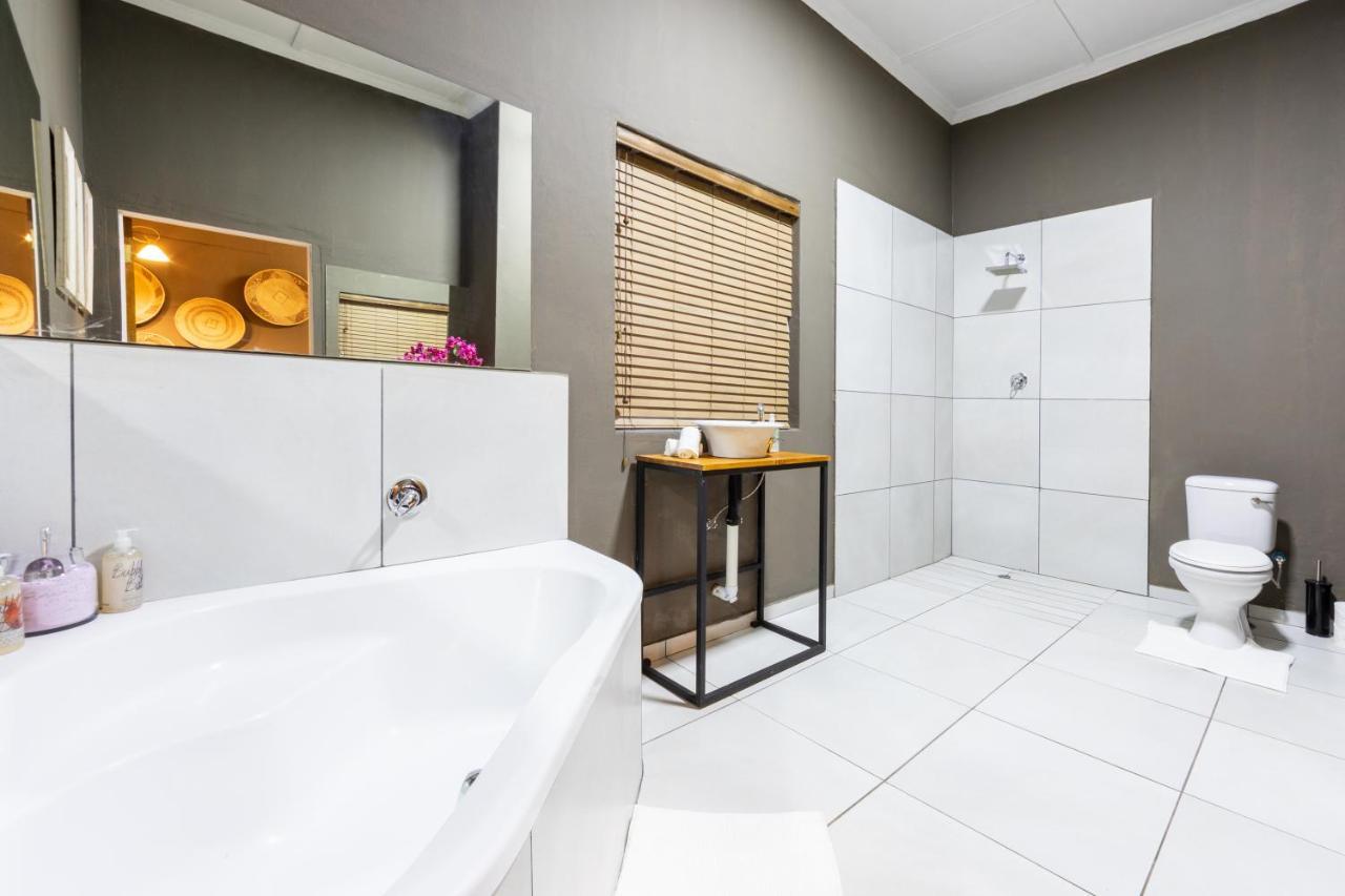 Royal Tree Guest House Potchefstroom Zewnętrze zdjęcie